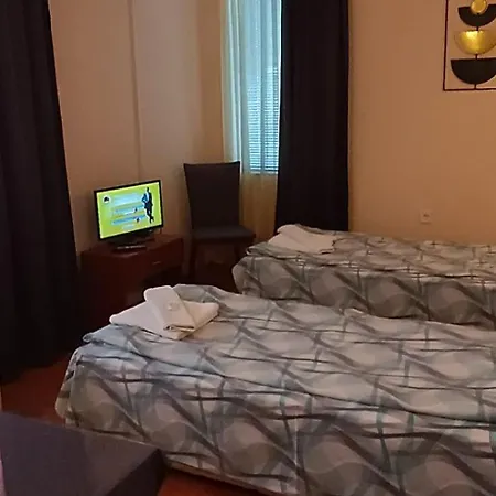 Matev Хотел